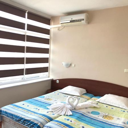 Red House Guest House Nesebar Exterior foto
