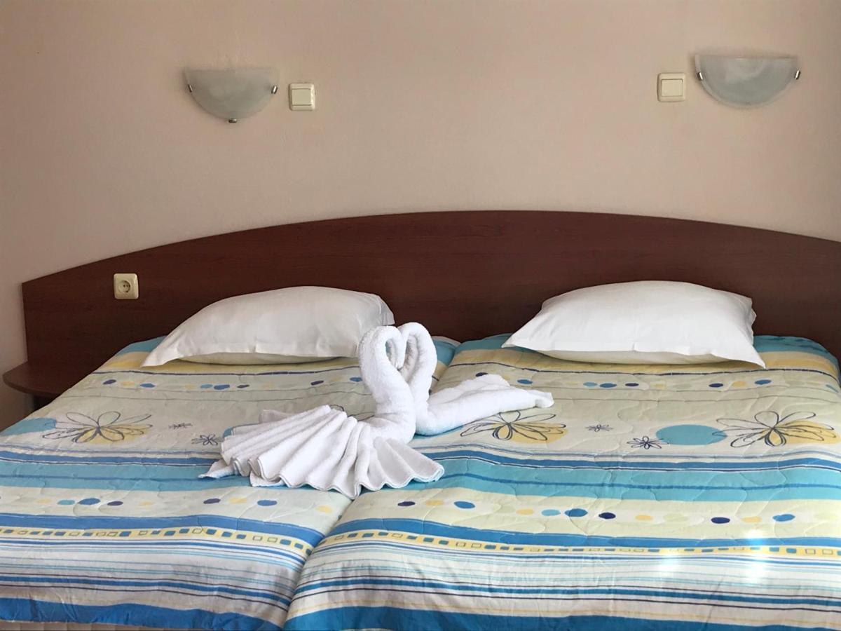 Red House Guest House Nesebar Exterior foto