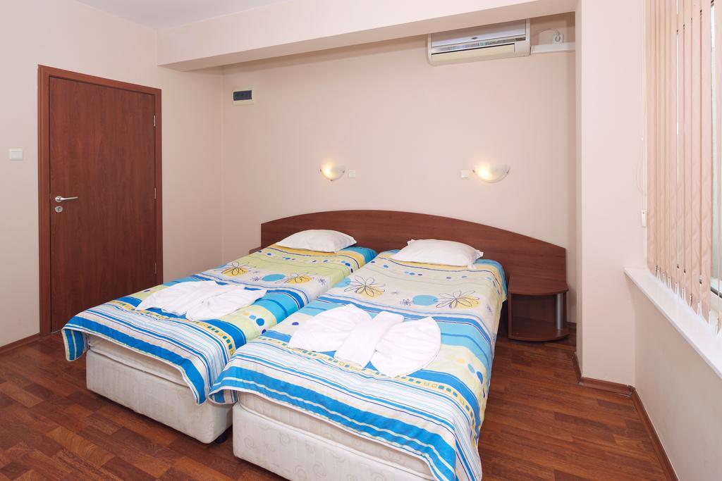 Red House Guest House Nesebar Exterior foto