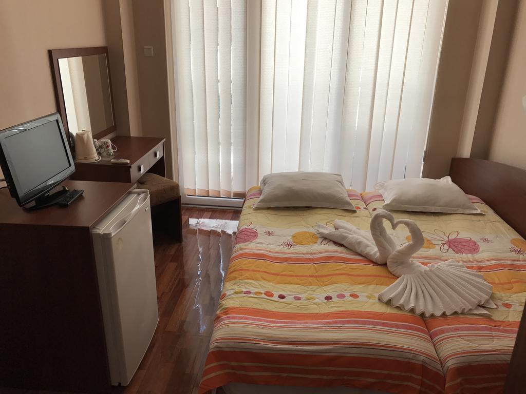Red House Guest House Nesebar Exterior foto